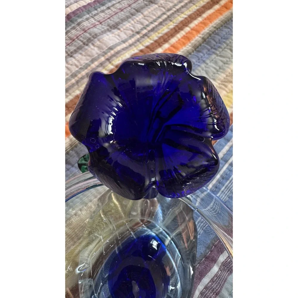 Hand Blown Glass Bowl Cobalt Blue Flower Accent Diamond Cut Base Art Glass